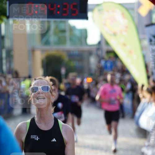 13.06.2025 - Holstenköstenlauf Felixshl http://msf.ph/oto/7954368 13.06.2025 19:44:35 Laufen 2530, 2618, 2681, 3641, 3748, 4000 meine-sportfotos.de