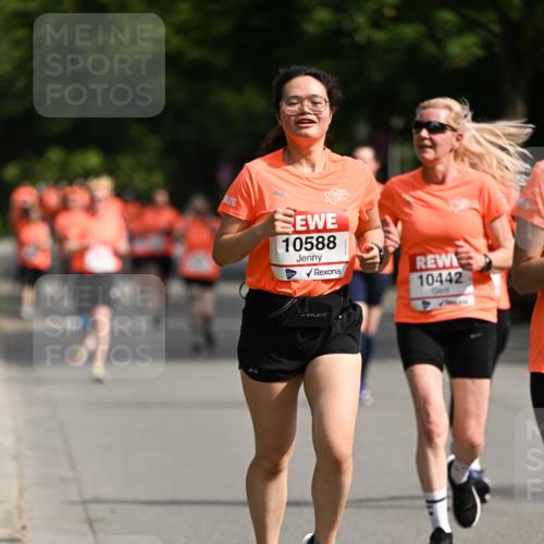 15.06.2025 - REWE Women's Run Dr. Thomas Lammeyer http://msf.ph/oto/7954425 15.06.2025 09:44:13 Laufen 10588, 10442 meine-sportfotos.de