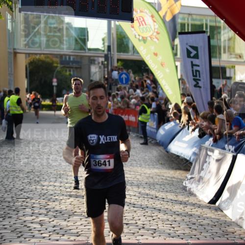 13.06.2025 - Holstenköstenlauf Felixshl http://msf.ph/oto/7954446 13.06.2025 19:44:43 Laufen 2618, 2625, 3641 meine-sportfotos.de