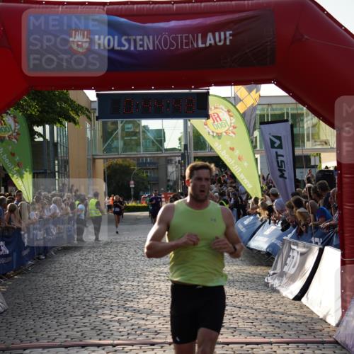 13.06.2025 - Holstenköstenlauf Felixshl http://msf.ph/oto/7954526 13.06.2025 19:44:47 Laufen 2625, 3233, 3641 meine-sportfotos.de