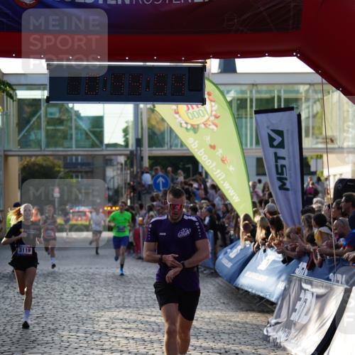 13.06.2025 - Holstenköstenlauf Felixshl http://msf.ph/oto/7954602 13.06.2025 19:44:53 Laufen 2623, 3082, 3119, 3233 meine-sportfotos.de
