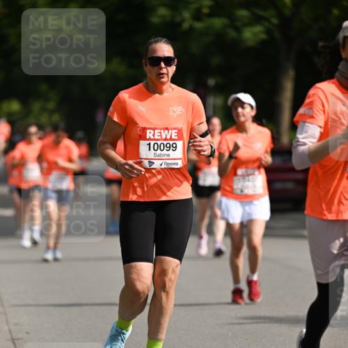 15.06.2025 - REWE Women's Run Dr. Thomas Lammeyer http://msf.ph/oto/7954673 15.06.2025 09:44:32 Laufen 10099 meine-sportfotos.de