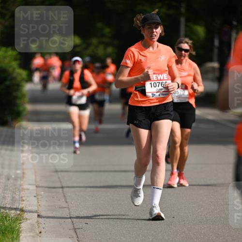 15.06.2025 - REWE Women's Run Dr. Thomas Lammeyer http://msf.ph/oto/7954816 15.06.2025 09:44:43 Laufen 1076 meine-sportfotos.de