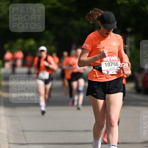 15.06.2025 - REWE Women's Run Dr. Thomas Lammeyer http://msf.ph/oto/7954842 15.06.2025 09:44:45 Laufen 10766 meine-sportfotos.de