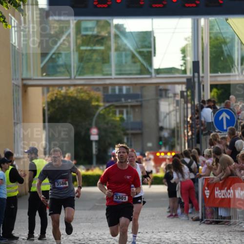 13.06.2025 - Holstenköstenlauf Felixshl http://msf.ph/oto/7954937 13.06.2025 19:45:30 Laufen 2768, 3301, 3586 meine-sportfotos.de