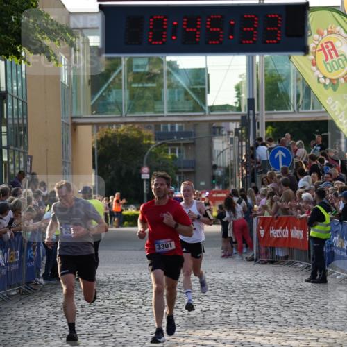 13.06.2025 - Holstenköstenlauf Felixshl http://msf.ph/oto/7954984 13.06.2025 19:45:32 Laufen 2768, 3301, 3586 meine-sportfotos.de