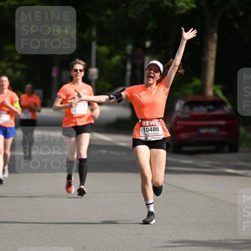 15.06.2025 - REWE Women's Run Dr. Thomas Lammeyer http://msf.ph/oto/7955017 15.06.2025 09:45:04 Laufen 10486 meine-sportfotos.de