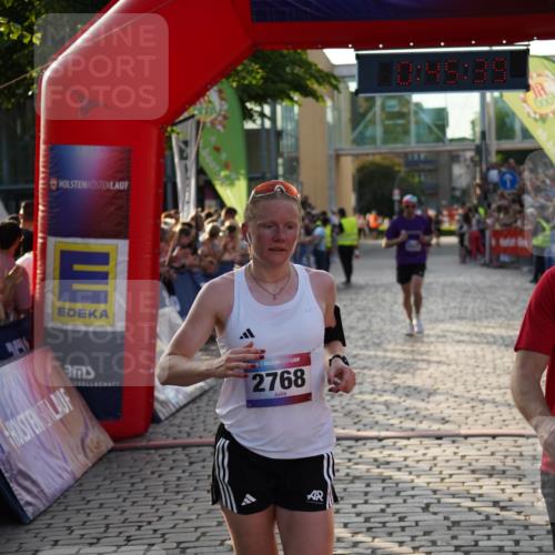 13.06.2025 - Holstenköstenlauf Felixshl http://msf.ph/oto/7955061 13.06.2025 19:45:38 Laufen 2768, 2822, 3301, 3586 meine-sportfotos.de