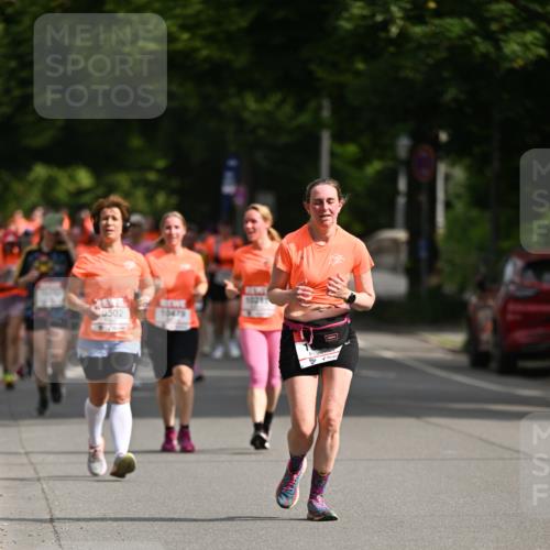 15.06.2025 - REWE Women's Run Dr. Thomas Lammeyer http://msf.ph/oto/7955145 15.06.2025 09:45:17 Laufen 0502, 10479 meine-sportfotos.de