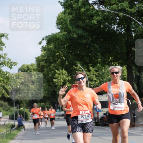 15.06.2025 - REWE Women's Run Jannik Wohlers http://msf.ph/oto/7955189 15.06.2025 08:50:45 Laufen 10317, 10276 meine-sportfotos.de
