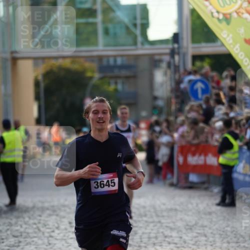 13.06.2025 - Holstenköstenlauf Felixshl http://msf.ph/oto/7955191 13.06.2025 19:45:48 Laufen 2989, 3227, 3280, 3645, 3771 meine-sportfotos.de