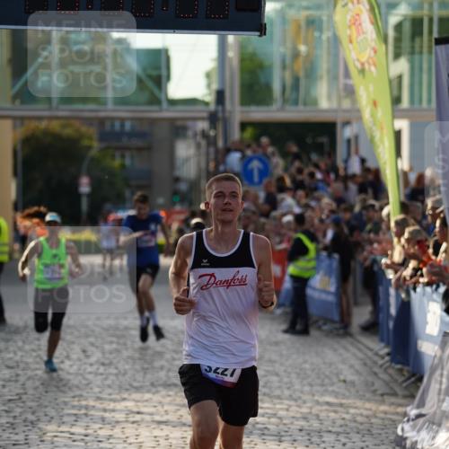 13.06.2025 - Holstenköstenlauf Felixshl http://msf.ph/oto/7955250 13.06.2025 19:45:52 Laufen 2989, 3227, 3280, 3645, 3771 meine-sportfotos.de