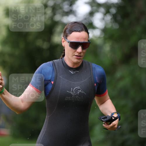 15.06.2025 - 7 Türme Triathlon Michael Strokosch http://msf.ph/oto/7955332 15.06.2025 12:31:10 Schwimmen 383, 670 meine-sportfotos.de