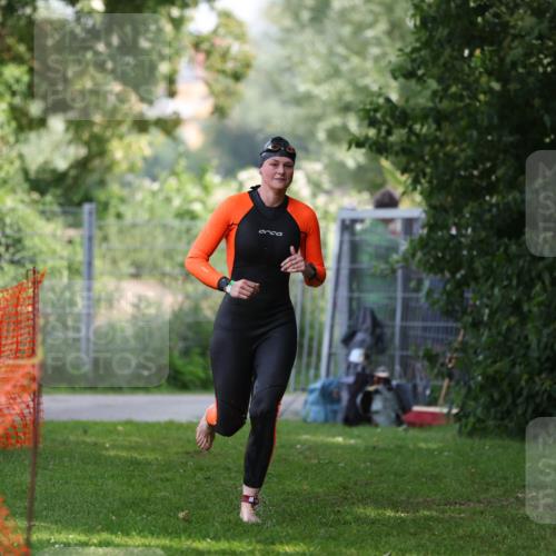 15.06.2025 - 7 Türme Triathlon Michael Strokosch http://msf.ph/oto/7955345 15.06.2025 12:32:48 Schwimmen 447, 472, 486, 660 meine-sportfotos.de