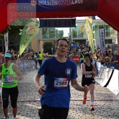 13.06.2025 - Holstenköstenlauf Felixshl http://msf.ph/oto/7955350 13.06.2025 19:45:56 Laufen 2989, 3227, 3280, 3771 meine-sportfotos.de