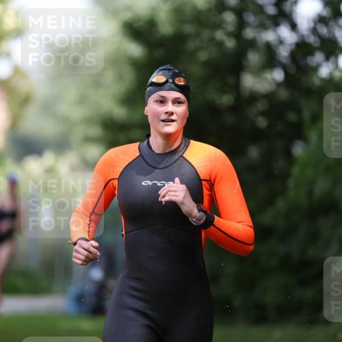 15.06.2025 - 7 Türme Triathlon Michael Strokosch http://msf.ph/oto/7955383 15.06.2025 12:32:51 Schwimmen 447, 472, 486, 660 meine-sportfotos.de