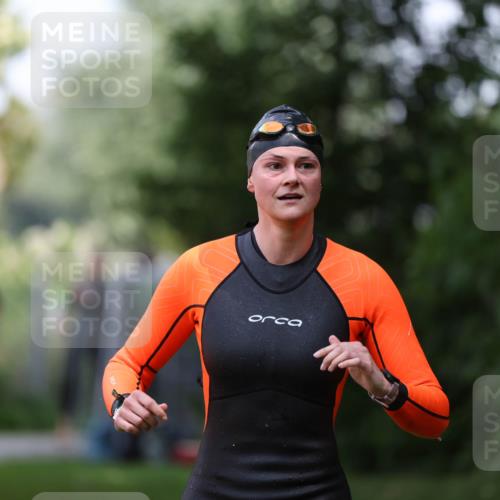 15.06.2025 - 7 Türme Triathlon Michael Strokosch http://msf.ph/oto/7955390 15.06.2025 12:32:52 Schwimmen 447, 472, 486, 529, 660 meine-sportfotos.de