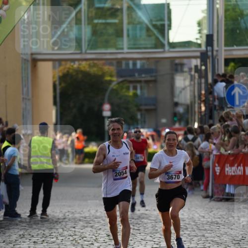 13.06.2025 - Holstenköstenlauf Felixshl http://msf.ph/oto/7955392 13.06.2025 19:46:02 Laufen 2054, 3670, 3879 meine-sportfotos.de