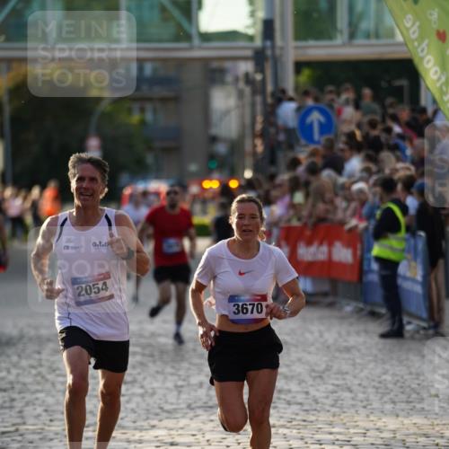 13.06.2025 - Holstenköstenlauf Felixshl http://msf.ph/oto/7955431 13.06.2025 19:46:04 Laufen 2054, 3670, 3879 meine-sportfotos.de