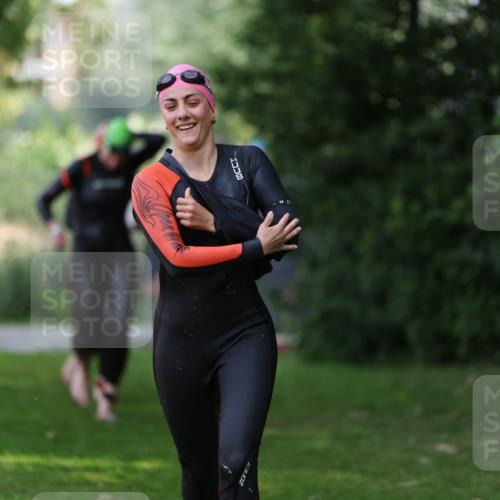 15.06.2025 - 7 Türme Triathlon Michael Strokosch http://msf.ph/oto/7955474 15.06.2025 12:33:05 Schwimmen 381, 382, 401, 428, 447, 472, 486, 529, 650 meine-sportfotos.de