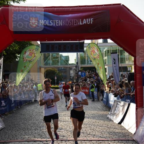 13.06.2025 - Holstenköstenlauf Felixshl http://msf.ph/oto/7955487 13.06.2025 19:46:06 Laufen 2054, 2265, 3670, 3879 meine-sportfotos.de