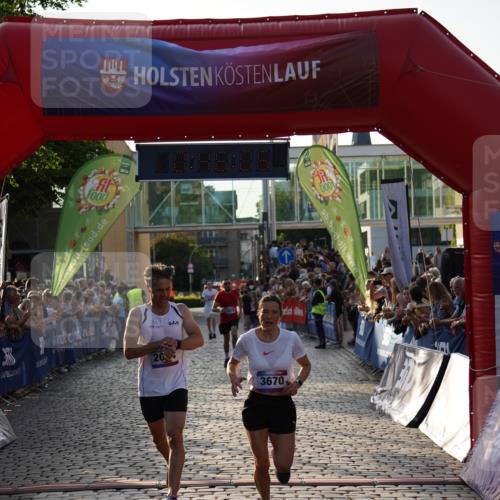 13.06.2025 - Holstenköstenlauf Felixshl http://msf.ph/oto/7955498 13.06.2025 19:46:06 Laufen 2054, 2265, 3670, 3879 meine-sportfotos.de