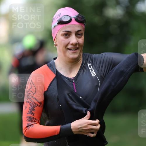 15.06.2025 - 7 Türme Triathlon Michael Strokosch http://msf.ph/oto/7955502 15.06.2025 12:33:06 Schwimmen 381, 382, 401, 428, 447, 472, 486, 529, 650 meine-sportfotos.de