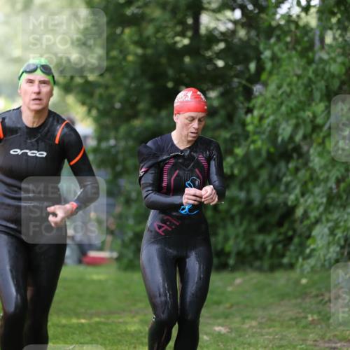 15.06.2025 - 7 Türme Triathlon Michael Strokosch http://msf.ph/oto/7955516 15.06.2025 12:33:08 Schwimmen 381, 382, 401, 428, 486, 529, 601, 650 meine-sportfotos.de