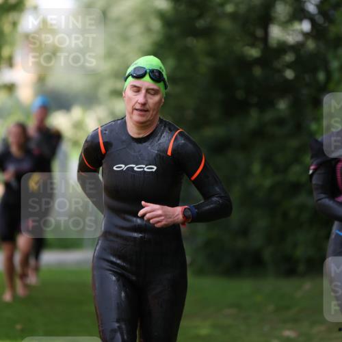 15.06.2025 - 7 Türme Triathlon Michael Strokosch http://msf.ph/oto/7955523 15.06.2025 12:33:09 Schwimmen 381, 382, 401, 428, 486, 529, 601, 650 meine-sportfotos.de