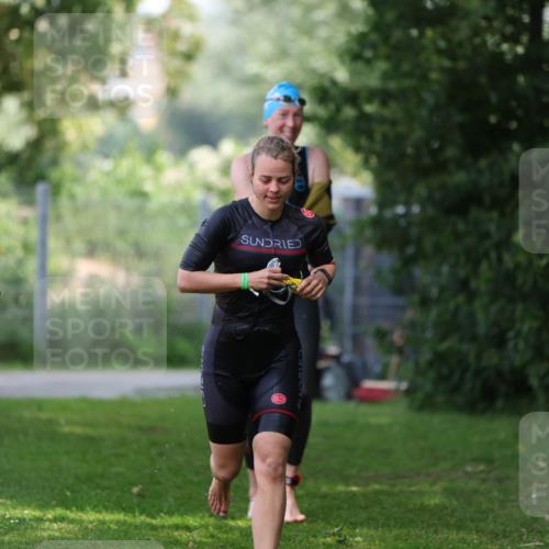15.06.2025 - 7 Türme Triathlon Michael Strokosch http://msf.ph/oto/7955547 15.06.2025 12:33:12 Schwimmen 381, 382, 401, 428, 486, 529, 601, 650 meine-sportfotos.de