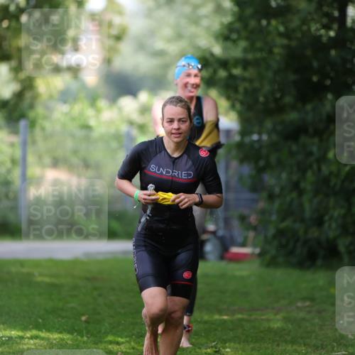 15.06.2025 - 7 Türme Triathlon Michael Strokosch http://msf.ph/oto/7955550 15.06.2025 12:33:12 Schwimmen 381, 382, 401, 428, 486, 529, 601, 650 meine-sportfotos.de