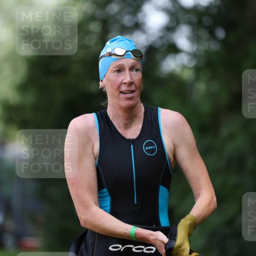 15.06.2025 - 7 Türme Triathlon Michael Strokosch http://msf.ph/oto/7955585 15.06.2025 12:33:15 Schwimmen 381, 382, 401, 428, 486, 529, 601, 650 meine-sportfotos.de