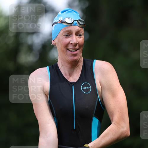 15.06.2025 - 7 Türme Triathlon Michael Strokosch http://msf.ph/oto/7955591 15.06.2025 12:33:16 Schwimmen 381, 382, 401, 428, 486, 529, 601, 650 meine-sportfotos.de