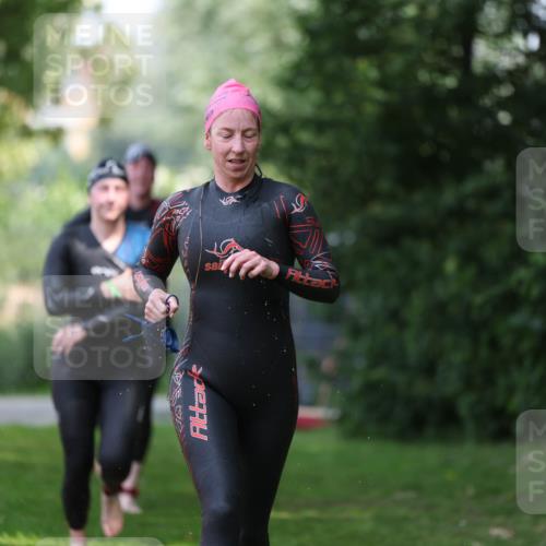15.06.2025 - 7 Türme Triathlon Michael Strokosch http://msf.ph/oto/7955611 15.06.2025 12:33:23 Schwimmen 381, 382, 391, 401, 428, 433, 601, 650 meine-sportfotos.de