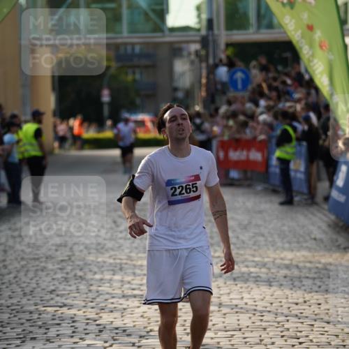 13.06.2025 - Holstenköstenlauf Felixshl http://msf.ph/oto/7955626 13.06.2025 19:46:13 Laufen 2265, 3879 meine-sportfotos.de