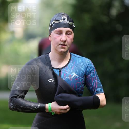 15.06.2025 - 7 Türme Triathlon Michael Strokosch http://msf.ph/oto/7955647 15.06.2025 12:33:27 Schwimmen 381, 382, 391, 415, 433, 601, 667, 675 meine-sportfotos.de