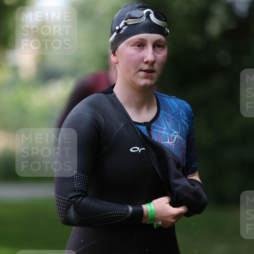 15.06.2025 - 7 Türme Triathlon Michael Strokosch http://msf.ph/oto/7955652 15.06.2025 12:33:27 Schwimmen 381, 382, 391, 415, 433, 601, 667, 675 meine-sportfotos.de