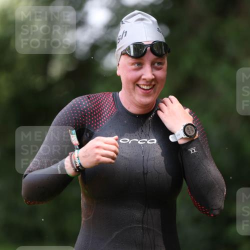 15.06.2025 - 7 Türme Triathlon Michael Strokosch http://msf.ph/oto/7955660 15.06.2025 12:33:28 Schwimmen 381, 382, 391, 415, 433, 601, 667, 675 meine-sportfotos.de