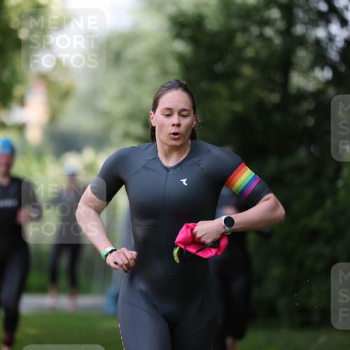 15.06.2025 - 7 Türme Triathlon Michael Strokosch http://msf.ph/oto/7955688 15.06.2025 12:33:38 Schwimmen 391, 415, 433, 667, 675 meine-sportfotos.de