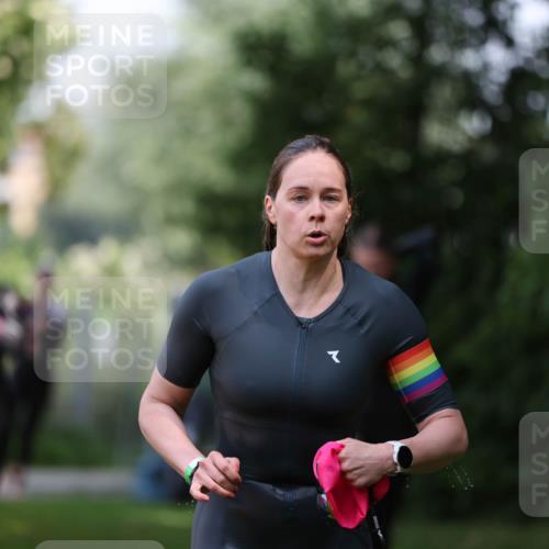 15.06.2025 - 7 Türme Triathlon Michael Strokosch http://msf.ph/oto/7955695 15.06.2025 12:33:38 Schwimmen 391, 415, 433, 667, 675 meine-sportfotos.de