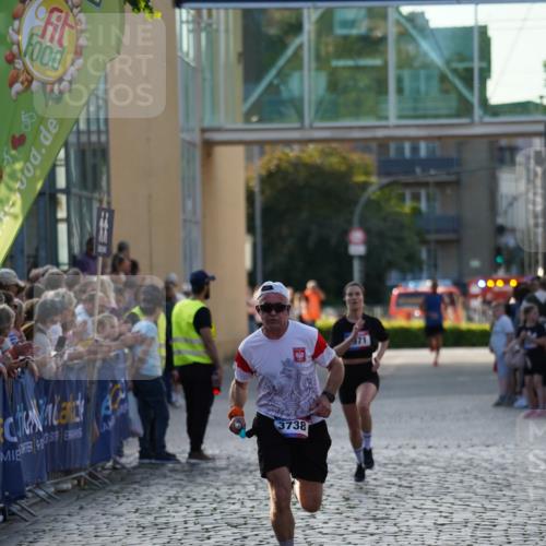 13.06.2025 - Holstenköstenlauf Felixshl http://msf.ph/oto/7955711 13.06.2025 19:46:20 Laufen 3738, 3971 meine-sportfotos.de