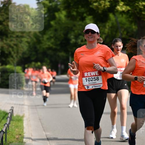 15.06.2025 - REWE Women's Run Dr. Thomas Lammeyer http://msf.ph/oto/7955766 15.06.2025 09:45:56 Laufen 10258, 046 meine-sportfotos.de