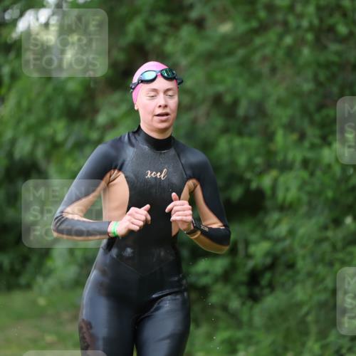 15.06.2025 - 7 Türme Triathlon Michael Strokosch http://msf.ph/oto/7955800 15.06.2025 12:33:49 Schwimmen 391, 415, 433, 603, 667, 675 meine-sportfotos.de