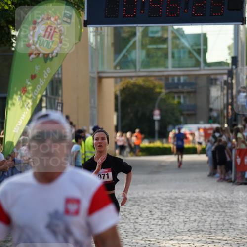 13.06.2025 - Holstenköstenlauf Felixshl http://msf.ph/oto/7955825 13.06.2025 19:46:24 Laufen 3738, 3971 meine-sportfotos.de