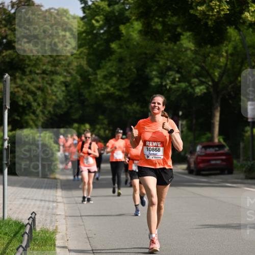 15.06.2025 - REWE Women's Run Dr. Thomas Lammeyer http://msf.ph/oto/7955846 15.06.2025 09:46:04 Laufen 10868 meine-sportfotos.de