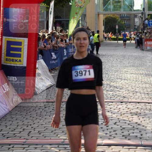 13.06.2025 - Holstenköstenlauf Felixshl http://msf.ph/oto/7955883 13.06.2025 19:46:27 Laufen 3971 meine-sportfotos.de