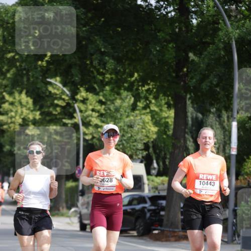 15.06.2025 - REWE Women's Run Jannik Wohlers http://msf.ph/oto/7955921 15.06.2025 08:51:28 Laufen 628, 10443 meine-sportfotos.de