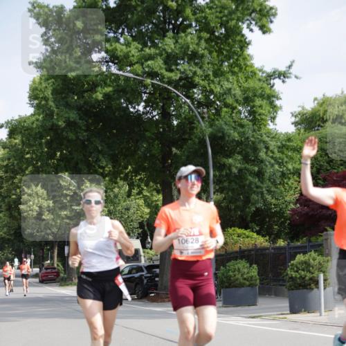 15.06.2025 - REWE Women's Run Jannik Wohlers http://msf.ph/oto/7955961 15.06.2025 08:51:30 Laufen 10628 meine-sportfotos.de