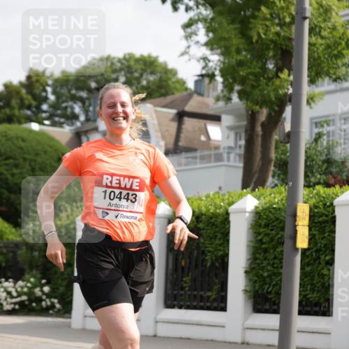 15.06.2025 - REWE Women's Run Jannik Wohlers http://msf.ph/oto/7955971 15.06.2025 08:51:31 Laufen 10443 meine-sportfotos.de