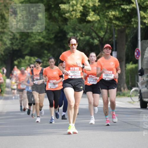 15.06.2025 - REWE Women's Run Jannik Wohlers http://msf.ph/oto/7955987 15.06.2025 08:51:38 Laufen 10123, 108, 10341, 4, 1089, 10693 meine-sportfotos.de